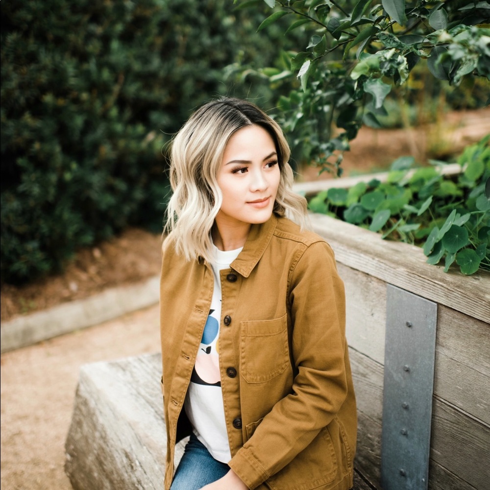 Meet Your Posher, Nicole